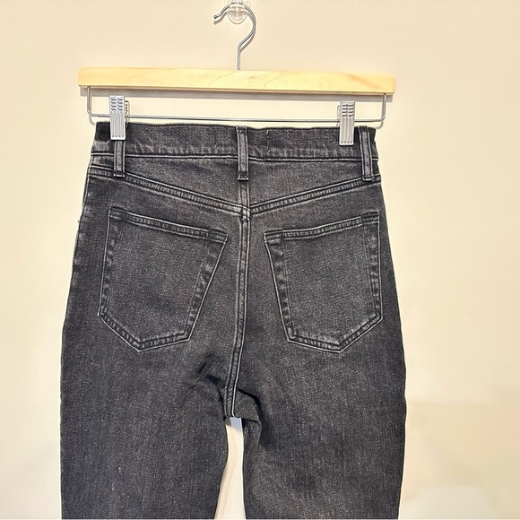 Abercrombie Ultra High Rise 90s Slim Straight Jean Crossover Waist - Black 24 - Picture 6 of 12